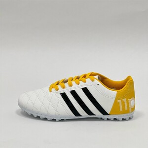 Green double couch with wooden legs