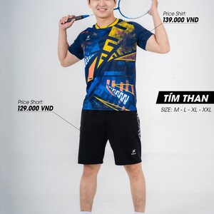 Green double couch with wooden legs